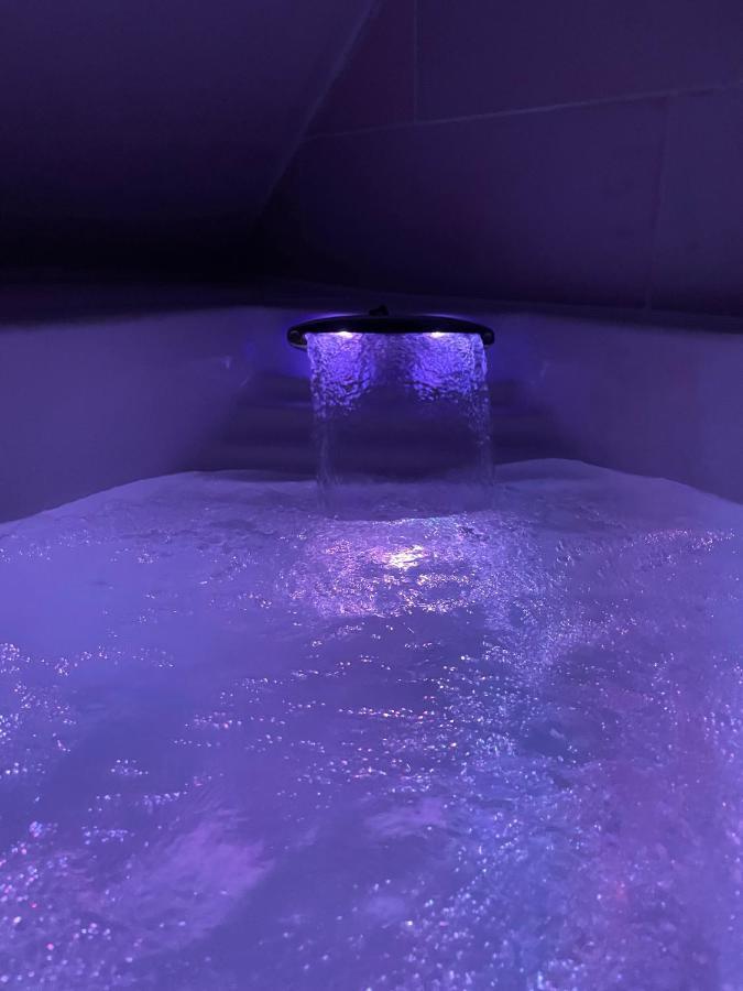 Le Nid D'Amour 2Pers / Wifi / Sauna Houssen Eksteriør bilde